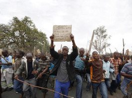 Lonmin wary of safety, labour stoppages