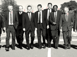 Wily campaigner Abbott brings history to table at Harmony