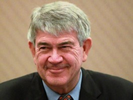 Pallinghurst non-executives quit as pay resolution gets nod