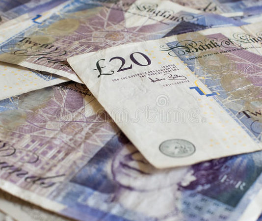 Anglo withdraws executive bonuses ahead of Teck vote