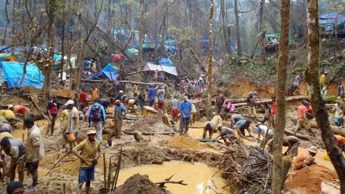 Madagascar emerald mining