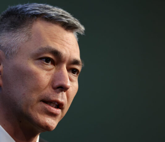 BHP abandons last ditch bid for Anglo American