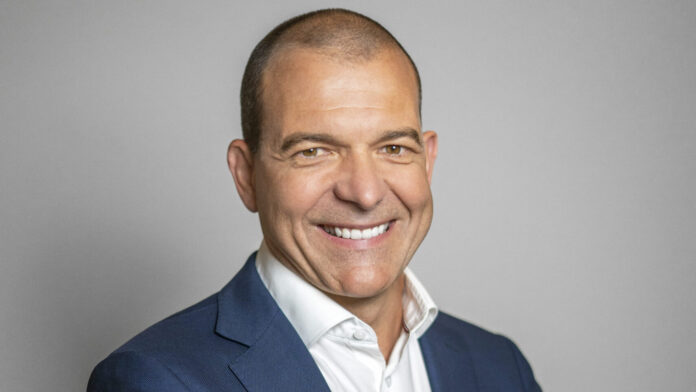 Henk Diederichs.jpg